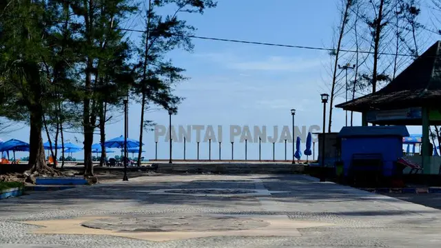 Pantai Panjang, Bengkulu.