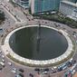 Pemandangan gedung bertingkat di kawasan Bundaran HI, Jakarta, Kamis (14/3). Bank Indonesia (BI) memprediksi pertumbuhan ekonomi Indonesia pada tahun 2019 akan berada di kisaran 5-5,4 persen. (Liputan6.com/Angga Yuniar)