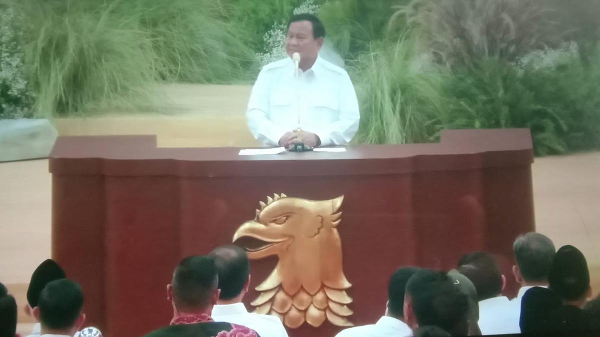 Prabowo Sentil Orang Pintar hingga Profesor yang Banyak Bicara di Podcast Berita Viral Hari Ini Kamis 19 September 2024