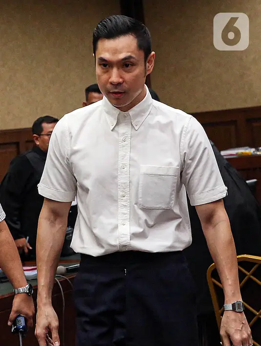 Dalam surat dakwaan JPU menyebut, Harvey Moeis yang menjadi perpanjangan tangan PT Refined Bangka Tin (RBT) bersama dengan bekas Direktur Utama PT Timah, Mochtar Riza Pahlevi Tabrani diduga mengakomodasi kegiatan pertambangan liar di wilayah IUP PT Timah untuk mendapat keuntungan. (Liputan6.com/Angga Yuniar)