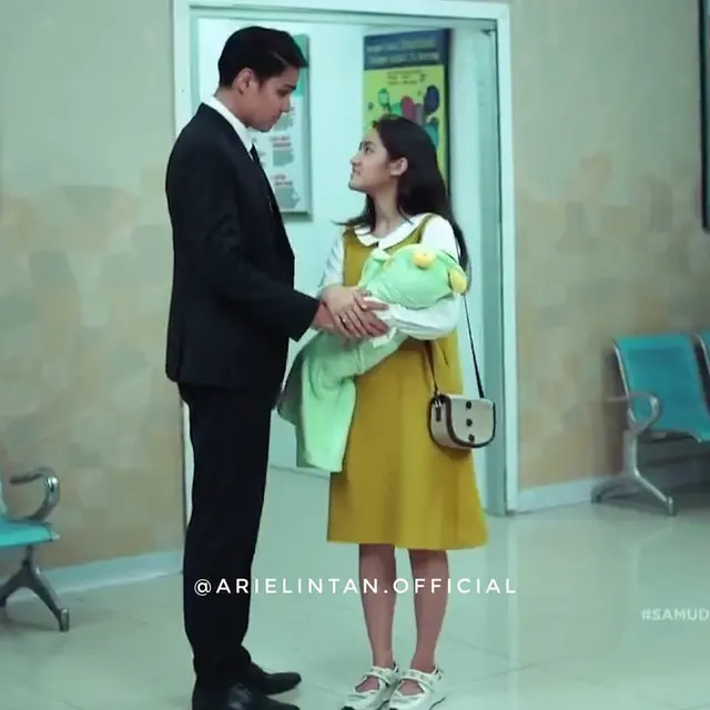 Jadi Suami Istri, Ini 6 Potret Cut Syifa dan Mischa Chandrawinata Momong Anak di Sinetron