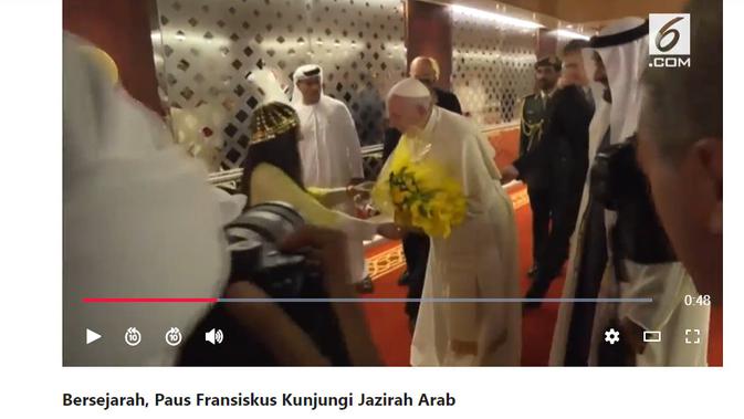 Cek Fakta Liputan6.com menelusuri klaim Pangeran UEA merayakan Natal bersama Paus