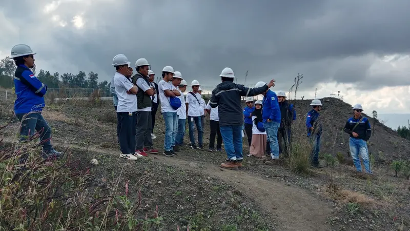 Proses  peninjauan lapngan proyek PLTP Belawan Ijen (Istimewa)