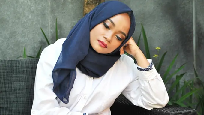 Copyright: Vemale.com | Talent: Nadia Adibie @nadibie