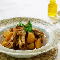 Resep Bistik Ayam Kuah./Copyright&nbsp;shutterstock.com/g/dwimulyani