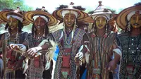 5 Ritual Pacaran Aneh di Dunia