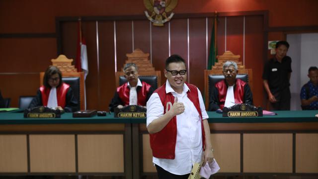 [Bintang] Reza Bukan