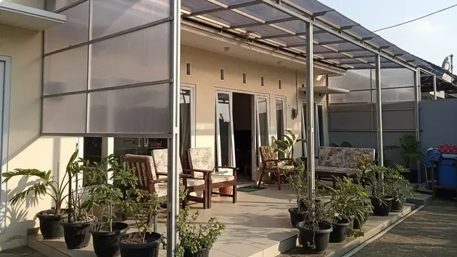 Pilihan Kanopi Rumah yang Tidak Bikin Teras Tambah Panas