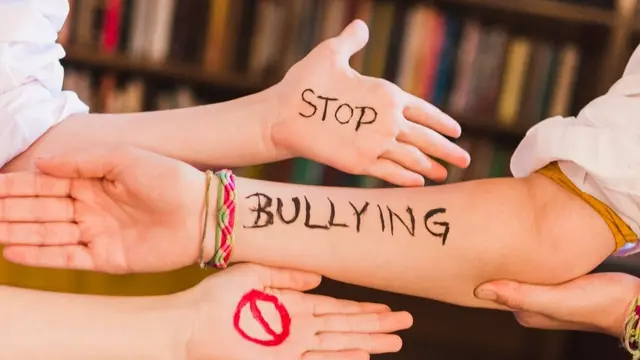Beri pemahaman mengenai bullying