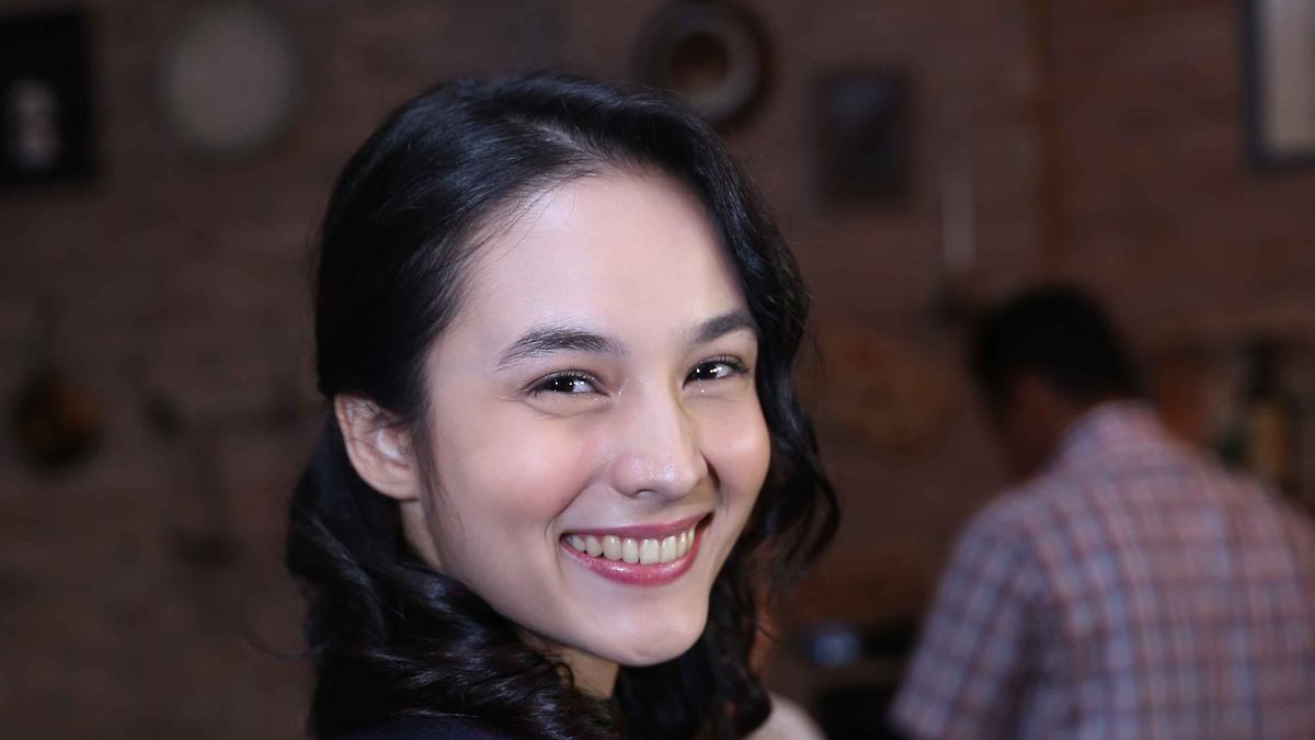 Chelsea Islan Ubah Penampilan Demi 'Rudy Habibie'