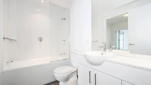 toilet dan kamar mandi