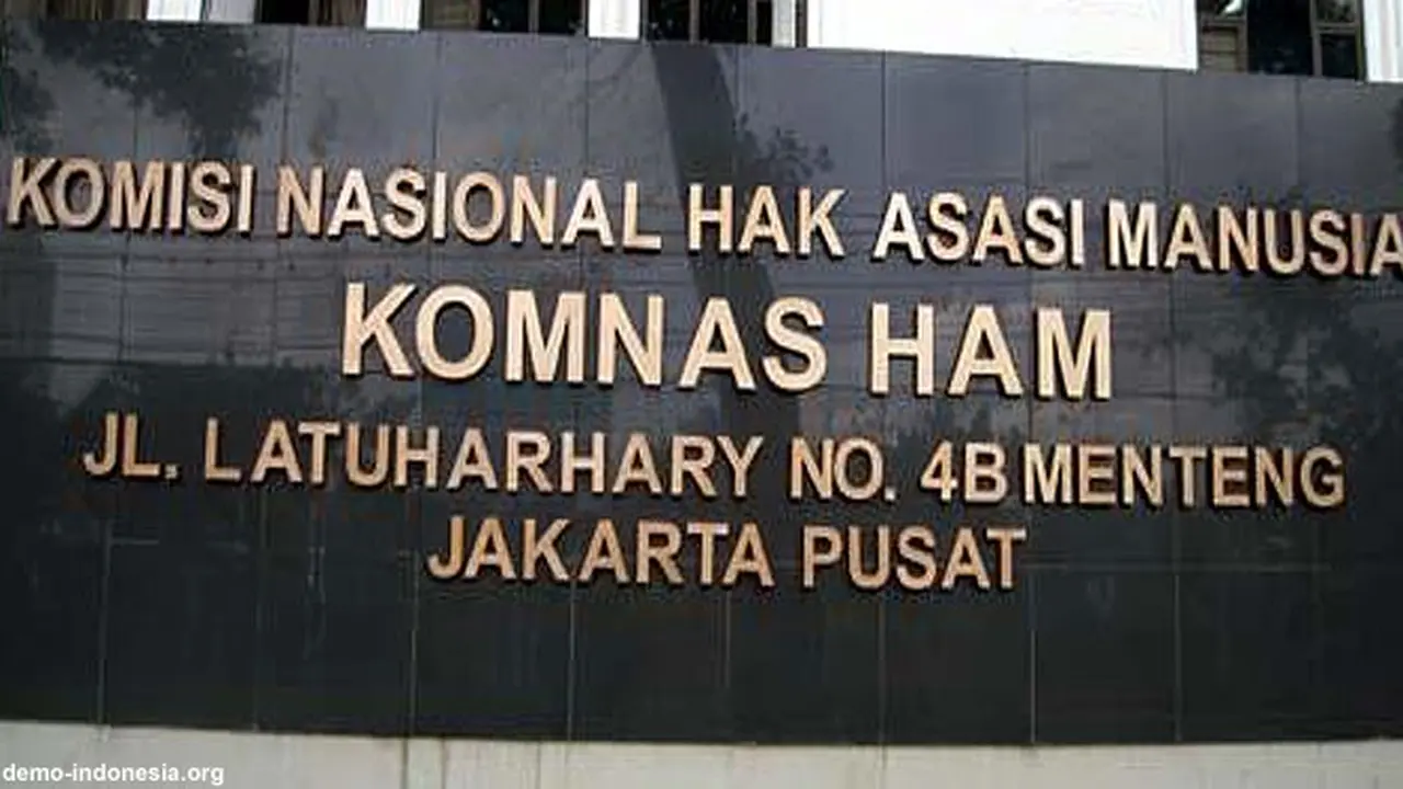 demo-komnas130412c.jpg