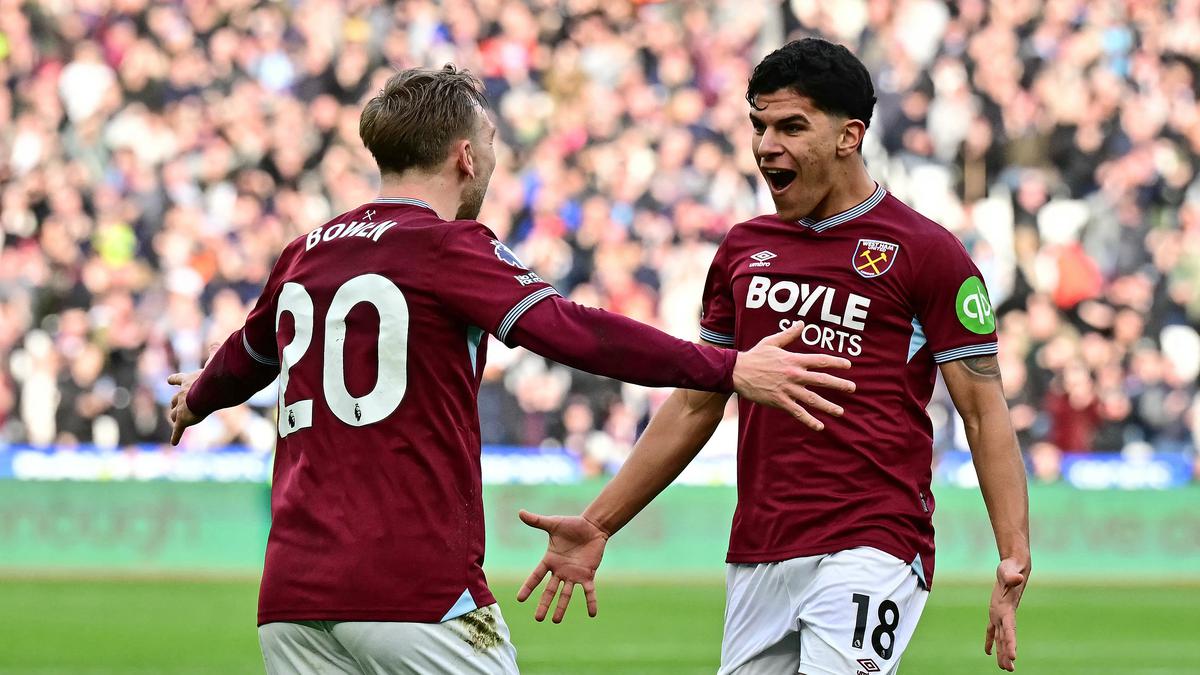 Top 3 Berita Bola: Naksir Pemain Klub Gurem, Manchester United Diganggu City