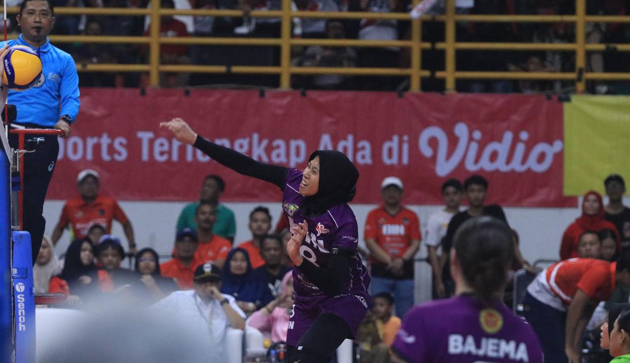 <p>Pemain Jakarta BIN, Megawati Hangestri melepaskan spike saat menghadapi Jakarta Pertamina Enduro pada laga seri kedua putaran kedua PLN Mobile Proliga 2024 di GOR Si Jalak Harupat, Kabupaten Bandung, Sabtu (8/6/2024). Jakarta BIN menang 3-0 (25-22, 26-24, 27-25). (Dok. PBVSI)</p>