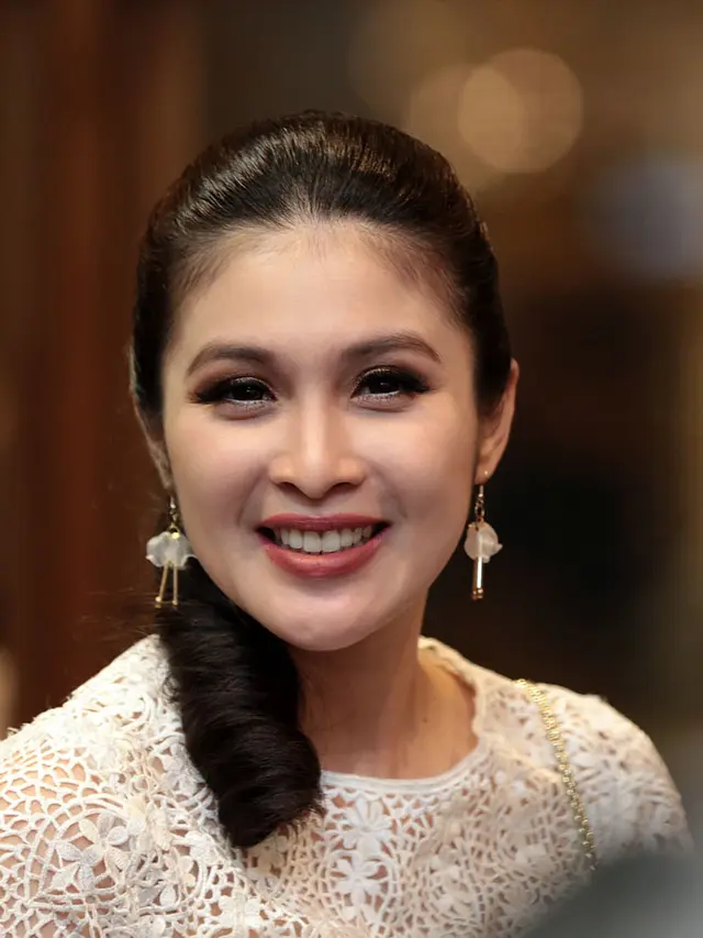 [Bintang] Sandra Dewi