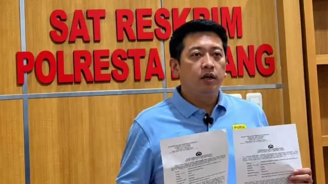 Official dan pemain Persib yang terluka mendapat perlindungan Polresta Batang. (istimewa).