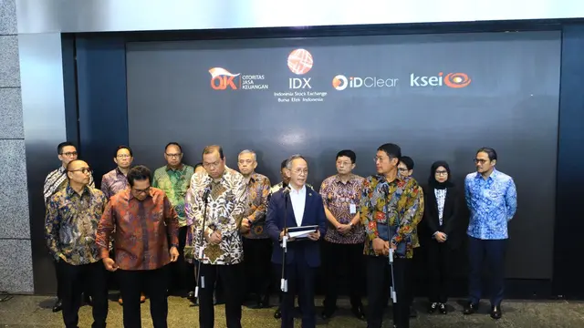 Konferensi pers OJK-SRO (Foto: OJK)