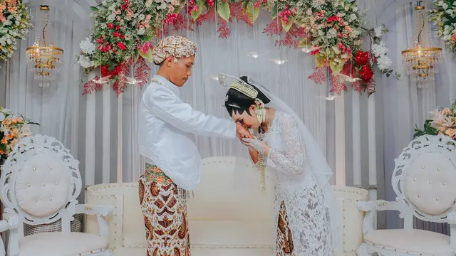 Ilustrasi pernikahan, menikah, pengantin