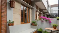 8 Model Teras Rumah Terbatas di Depan Gang tapi Tetap Asri dan Nyaman