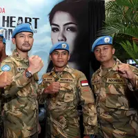Rio Dewanto sejak lama mewarnai dunia perfilman Indonesia dengan berbagai karakter yang diperani. Di film terbarunya berjudul ‘I Leave My Heart in Lebanon’, Rio berperan sebagai tentara yang ditugaskan ke Lebanon. (Deki Prayoga/Bintang.com)