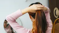 8 Tanda Anda Mengalami Sindrom Anak Perempuan Pertama