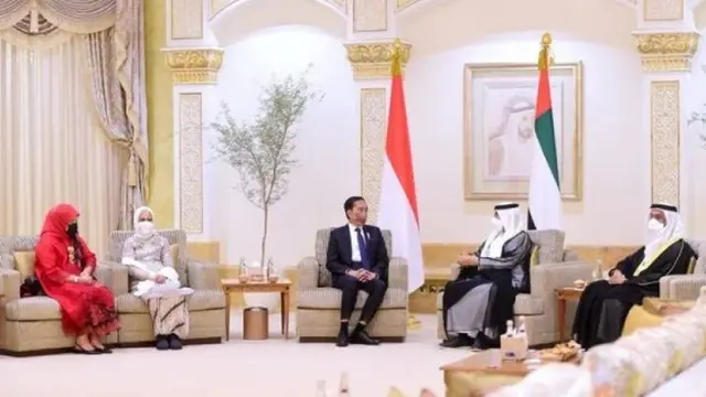 Jokowi dan Iriana di Abu Dhabi (instagram/sekretariat.kabinet)
