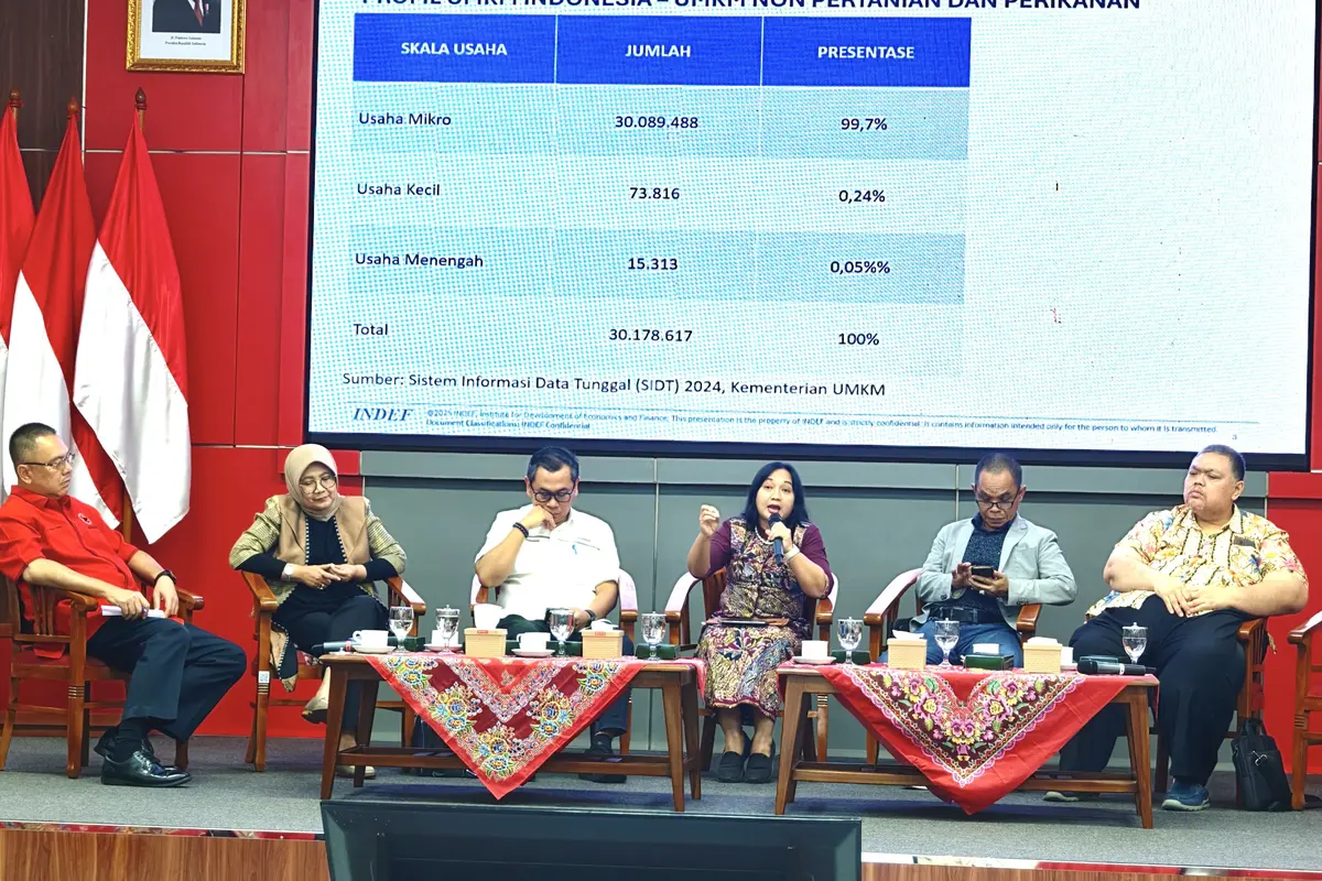 PDI Perjuangan (PDIP) menggelar diskusi terbatas tertutup yang membahas perihal ekonomi, dengan menghadirkan deretan pakar ekonomi, fiskal, dan moneter di Sekolah Partai, Lenteng Agung, Jakarta Selatan, Rabu (11/2/2026).