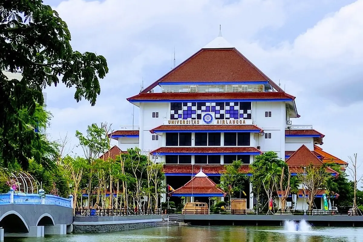 Kampus Unair Surabaya. (Dian Kurniawan/Liputan6.com)