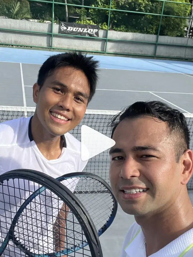 Latihan Tenis Raffi Ahmad