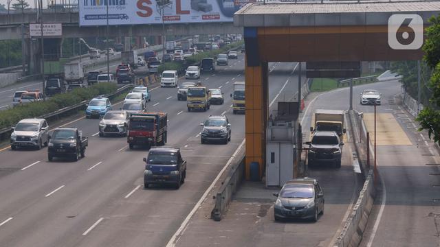 Bayar Tol Tanpa Berhenti Berlaku Tahun Ini