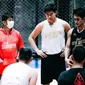 Para pemain klub Dewa United Basketball sedang latihan (ist)