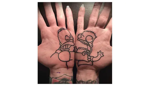 Tak Biasa, 7 Tato di Telapak Tangan Ini Keren Banget
