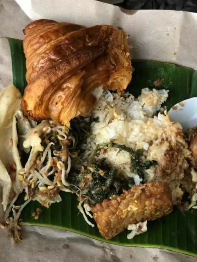 6 Potret Roti dari Berbagai Negara Ini Nyeleneh, Tetap Ada 'Indonesianya'