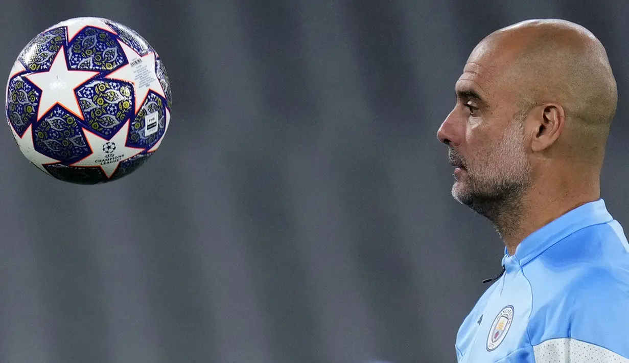 <p>Pep Guardiola lebih berpengalaman dalam pentas tertinggi kompetisi antarklub Eropa ini. Dia telah menghadapi sejumlah pelatih top dunia di ajang Liga Champions dalam kariernya sebagai pelatih. Bahkan Pep Guardiola sudah dua kali menjadi juara bersama Barcelona pada 2008/2009 dan 2010/2011. (AP Photo/Manu Fernandez)</p>