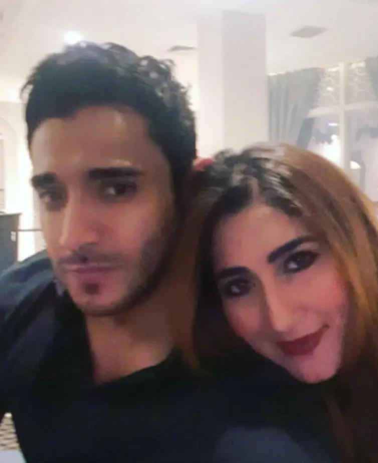 Mantan istri Tommy Kurniawan, Tania Nadira, mesra dengan seorang pria. (Instagram/tanianadiraa)