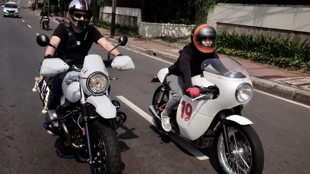 6 Potret Mesra Ananda Omesh dan Dian Ayu saat Riding Bareng