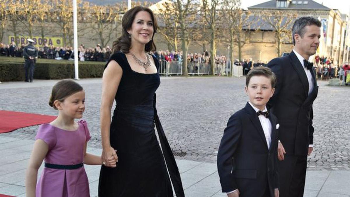Pangeran Cilik Denmark Nyaris Terseret Ombak - Global Liputan6.com