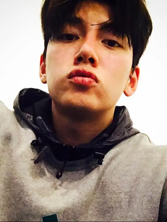 Untuk itu, dengan mengikuti wajib militer nanti Ji Chan Wook berharap dapat menjalaninya dengan lancar. Ia juga berharap setelahnya nanti ia akan menjadi pribadi yang lebih baik lagi. (Instagram/jichangwook)