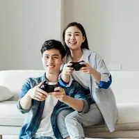 ilustrasi pasangan cinta bahagia/zhanghaoran/Shutterstock