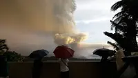 Gunung Taal di Filipina Erupsi, Semburkan Abu hingga 450 Meter