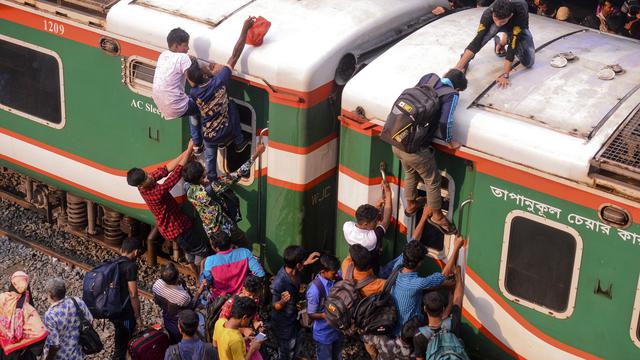 Mudik Warga Bangladesh