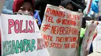 Massa dari Gabungan Serikat Buruh Independen (GSBI) berunjuk rasa di depan Kedubes Jepang, Jakarta, Kamis (20/4). Mereka menuntut upah pemutusan hubungan kerja atas perusahaan brand asal Jepang yang belum dibayar selama 3 tahun. (Liputan6.com/Johan Tallo)