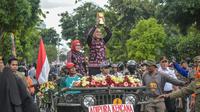 Wali Kota Surabaya Eri Cahyadi kirab trofi Adipura Kencana keliling Kota Surabaya