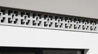 11 Desain Ventilasi Rumah dari Roster yang Estetik, Bikin Hunian Adem dan Cantik