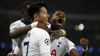 Perayaan gol Spurs dari kaki Heung Min Son pada leg 1, 16 besar Liga Champions yang berlangsung di stadion, Wembley, London, Kamis (14/2). Tottenham Hotspur menang 3-0 atas Borussia Dortmund (AFP/Glyn Kirk)