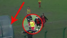 Video selebrasi gol sepak bola yang diganjar kartu merah karena memecahkan penutup plastik bangku pemain.