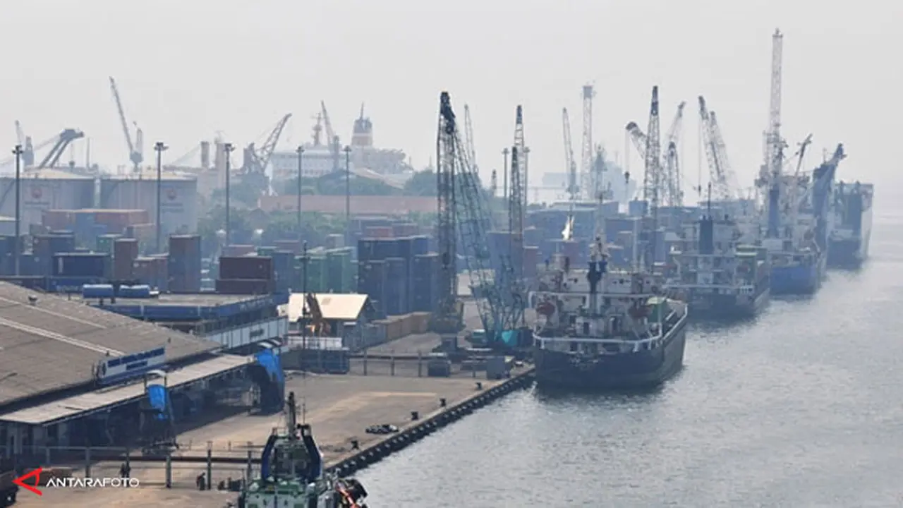 kemenhub-kapalternak-130516b.jpg