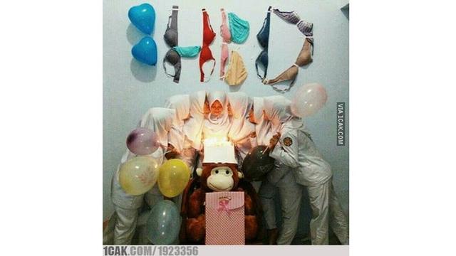 7 Potret Perayaan Ulang Tahun Low Budget Ini Kocak Abis Hot Liputan6 Com