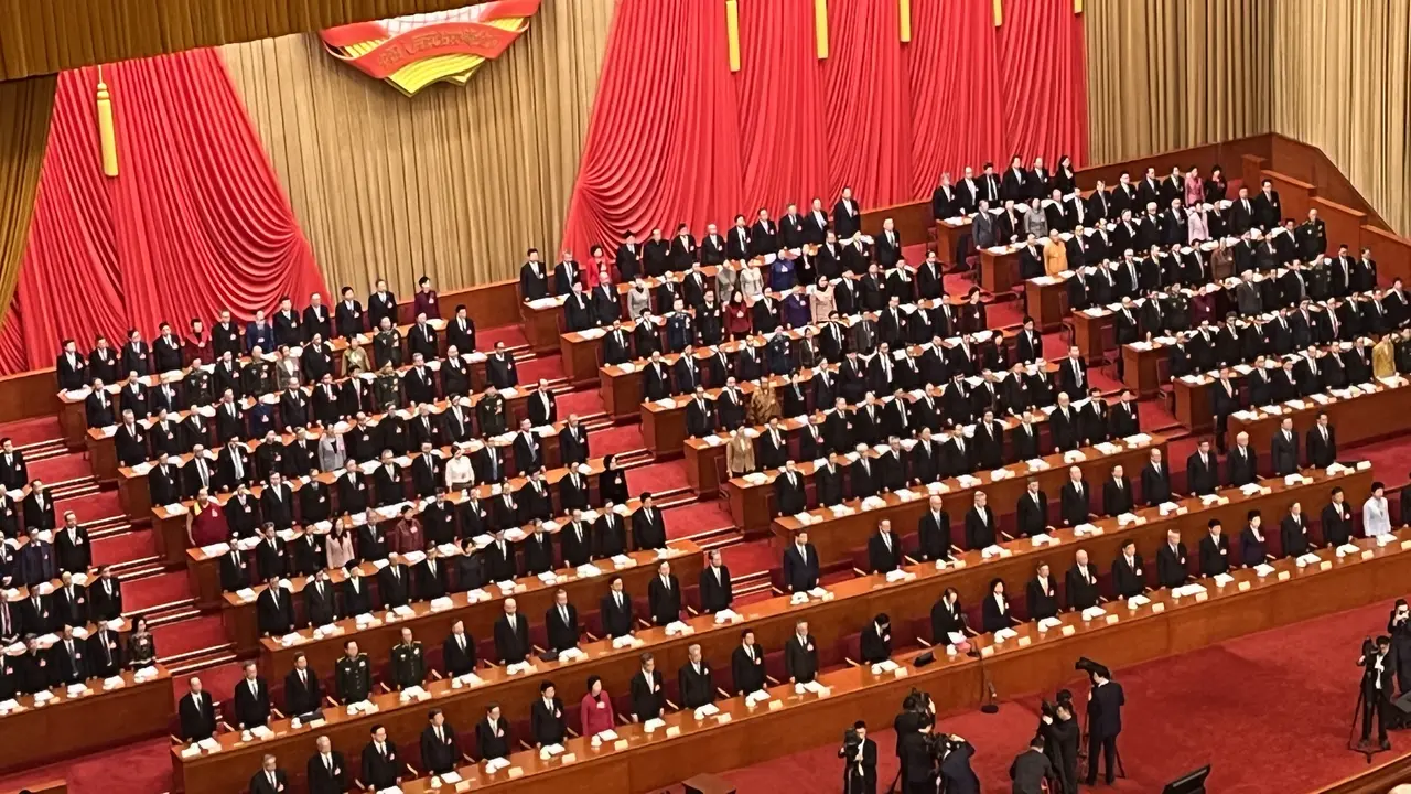 Sidang parlemen tahunan China bertajuk 'Dua Sesi' meliputi Sidang Majelis Permusyawaratan Politik Rakyat China (CPPCC) dan Kongres Rakyat Nasional China (NPC) secara paralel mulai digelar.