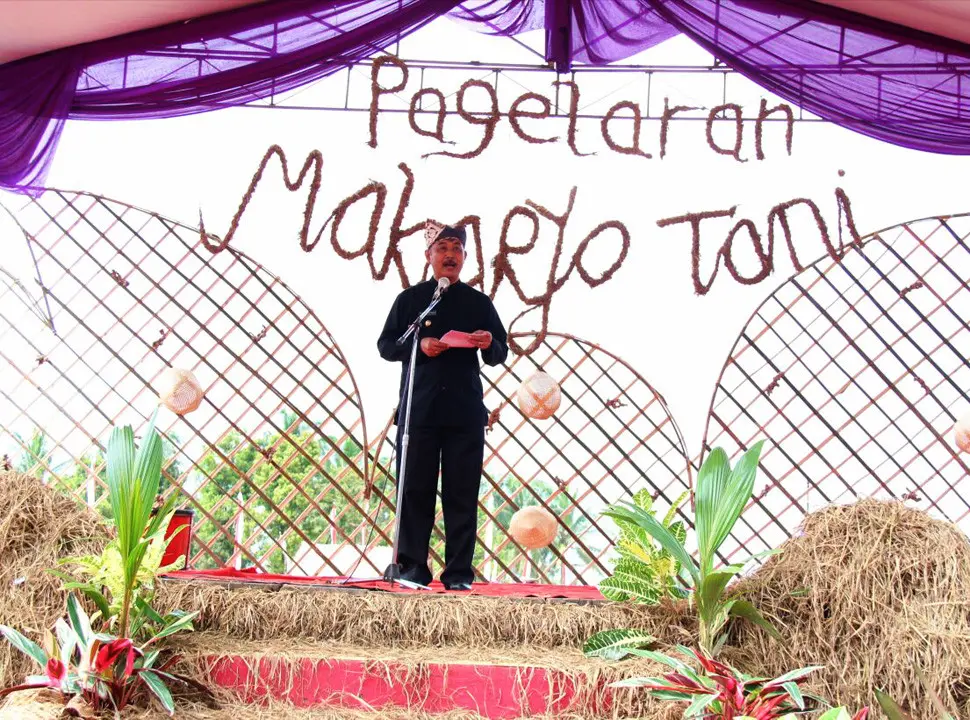 Pagelaran Makarya Tani di Dusun Pertapan, Desa Sragi, Kecamatan Songgon, Banyuwangi, Jatim. (Foto: Humas Pemkab Banyuwangi/Liputan6.com/Dian Kurniawan)